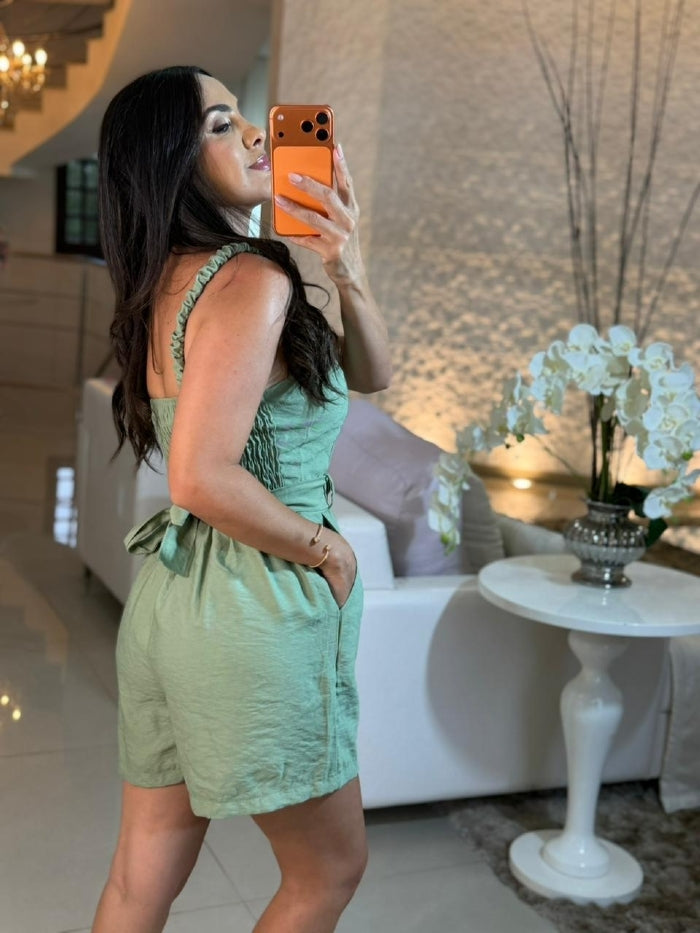 Macaquinho Utilitário com Cinto de Fivela Orgânica